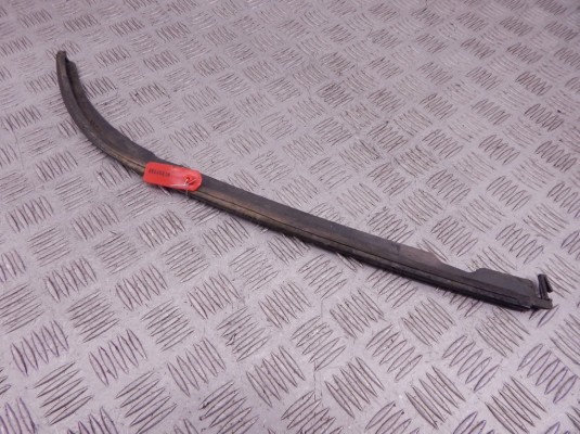 Ус под фару правый BMW 5-series (E39) 51 13 8 159 306 Ус под фару правый BMW 5-series (E39) 51 13 8 159 306