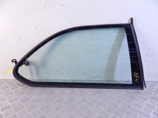 Стекло кузовное боковое правое BMW 3-series (E36) 51 36 8 242 602