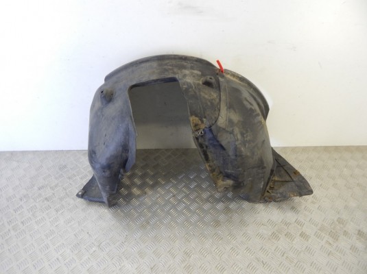 Защита арок передняя левая (подкрылок) BMW 1-series (E87) 51 71 7 059 375 Защита арок передняя левая (подкрылок) BMW 1-series (E87) 51 71 7 059 375