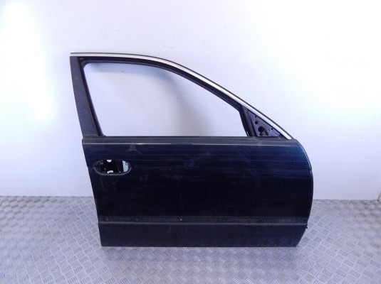 Дверь передняя правая BMW 5-series (E39) 41 51 8 216 818