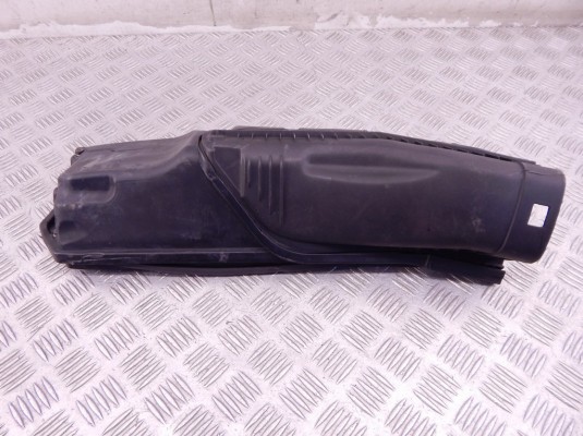 Корпус воздушного фильтра BMW 5-series (E60/61) 13 71 7 793 203 Корпус воздушного фильтра BMW 5-series (E60/61) 13 71 7 793 203