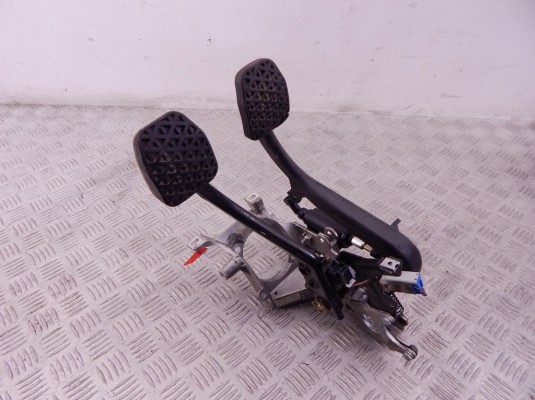 Узел педальный (блок педалей) BMW 5-series (E39) 35 31 1 161 586