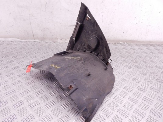 Защита арок передняя правая (подкрылок) BMW 3-series (E46) 51 71 8 193 812