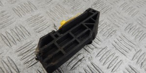 Кронштейн радиатора BMW 7-series (E65/66) 17 11 7 508 017