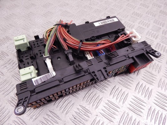 Блок предохранителей BMW X5-series (E53) 61 13 8 380 409