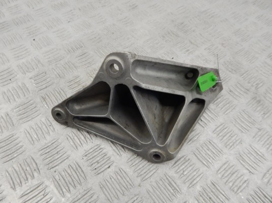 Кронштейн двигателя BMW X3-series (E83) 22 11 3 414 581