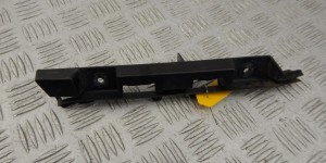 Кронштейн крепления крыла переднего правого BMW 7-series (E65/66) 51 11 7 135 576