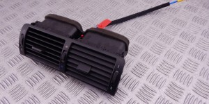 Дефлектор обдува салона BMW 3-series (E46) 64 22 8 361 895 Дефлектор обдува салона BMW 3-series (E46) 64 22 8 361 895