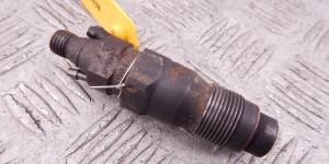 Форсунка BMW 5-series (E39) 13 51 2 245 810