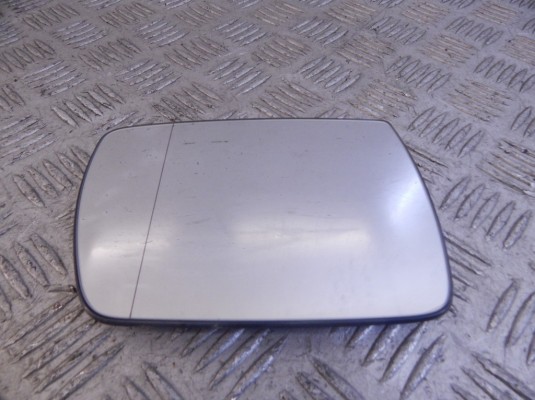 Стекло зеркала наружного правого BMW X3-series (E83) 51 16 3 404 626