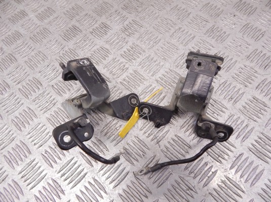 Петля крышки багажника BMW 3-series (E46) 41 62 7 017 797