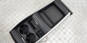 Подлокотник BMW X6-series (E71) 51 16 9 124 421 Подлокотник BMW X6-series (E71) 51 16 9 124 421