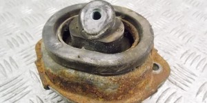 Подушка крепления двигателя BMW X5-series (E53) 6758430