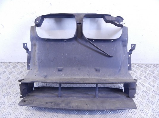 Воздухозаборник BMW 3-series (E46) 51 71 8 202 831