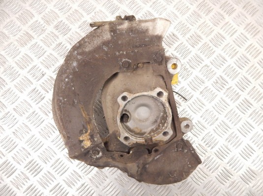 Ступица передняя левая BMW 5-series (E60/61) 31 21 6 760 953