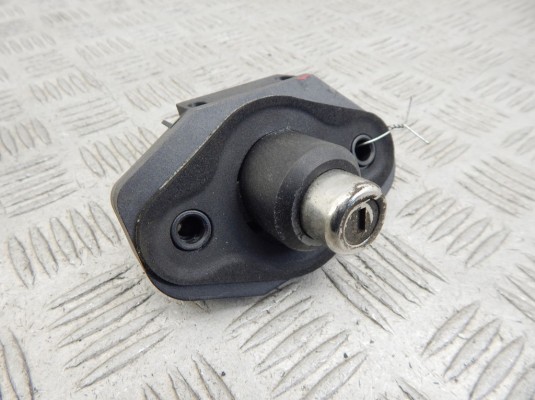 Личинка замка багажника BMW 7-series (F01/02) 51 24 7 194 181