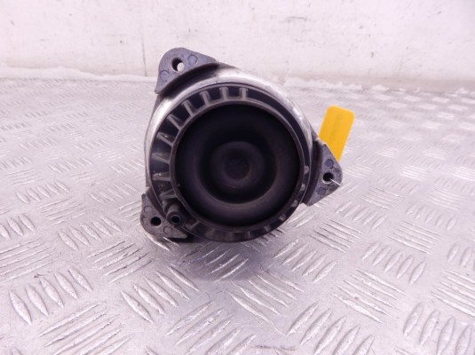 Подушка крепления двигателя BMW 7-series (F01/02) 22 11 6 777 371