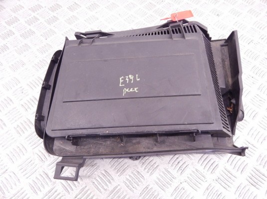 Корпус салонного фильтра BMW 5-series (E39) 64 31 8 379 625