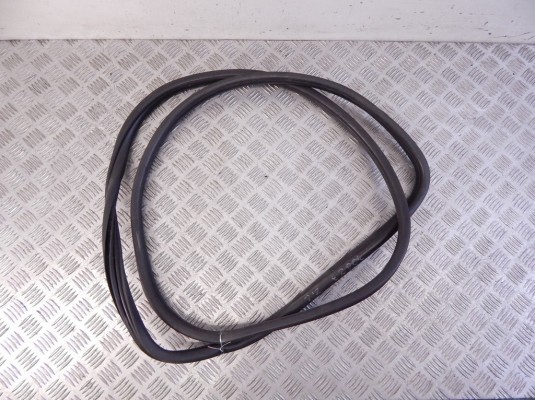 Уплотнитель BMW X5-series (E70) 51 72 7 333 608