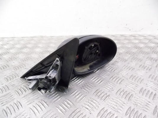 Зеркало наружное правое BMW 3-series (E90/91/92) Зеркало наружное правое BMW 3-series (E90/91/92)