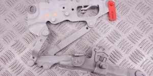 Петля капота правая BMW 7-series (F01/02) 41 61 7 291 702