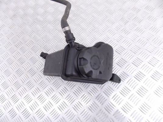 Бачок расширительный BMW 1-series (E87) 17 13 7 519 368