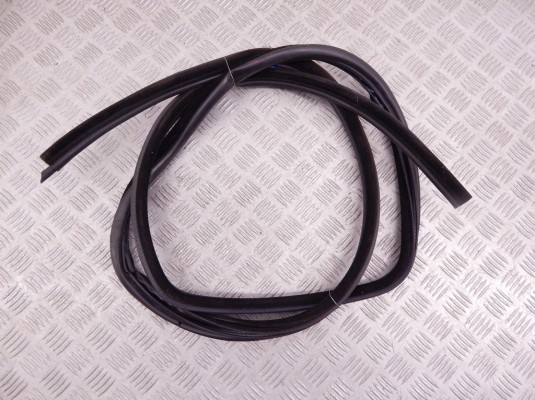 Уплотнитель BMW 5-series (E60/61) 51 72 7 122 434