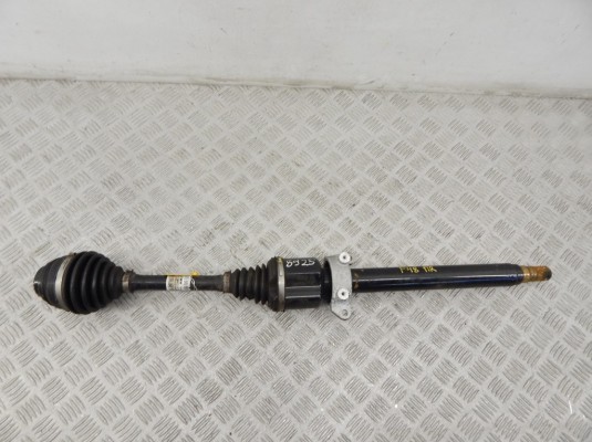 Полуось передняя правая (приводной вал, ШРУС) BMW X1-series (F48) Полуось передняя правая (приводной вал, ШРУС) BMW X1-series (F48)