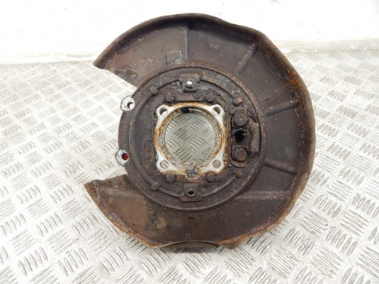 Ступица задняя правая BMW X5-series (E53) 33 32 1 095 240 Ступица задняя правая BMW X5-series (E53) 33 32 1 095 240