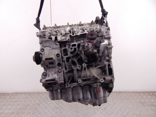 Двигатель BMW 1-series (F20/21) 11 00 2 220 836 Двигатель BMW 1-series (F20/21) 11 00 2 220 836