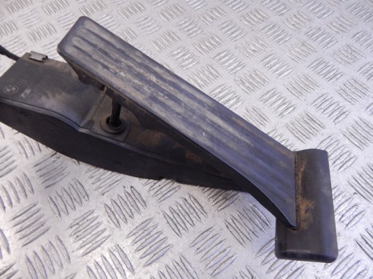 Педаль газа BMW 3-series (E46) 35 40 6 762 481