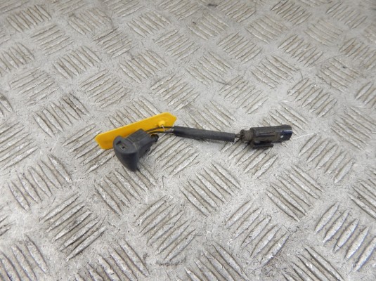 Форсунка омывателя BMW 5-series (E60/61) 61 66 7 132 969 Форсунка омывателя BMW 5-series (E60/61) 61 66 7 132 969