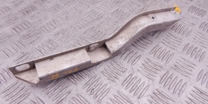 Кронштейн радиатора BMW 7-series (F01/02) 17 11 7 583 120