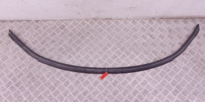 Уплотнитель капота BMW 3-series (F30/31) 51 76 7 255 802 Уплотнитель капота BMW 3-series (F30/31) 51 76 7 255 802