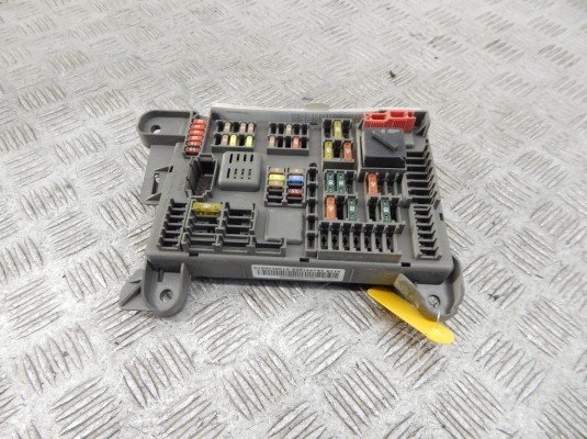 Блок предохранителей BMW X5-series (E70) 61 14 6 931 687 Блок предохранителей BMW X5-series (E70) 61 14 6 931 687