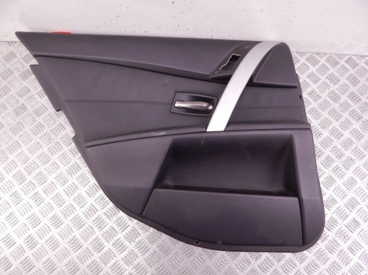 Обшивка двери задней левой (дверная карта) BMW 5-series (E60/61) 51 42 7 078 741