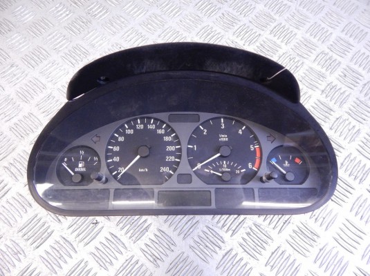 Щиток приборов (приборная панель) BMW 3-series (E46) 62 11 6 932 896