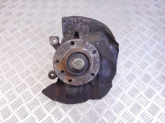 Ступица передняя правая BMW 3-series (E46) 31 21 1 096 430