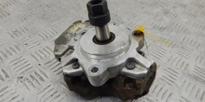 ТНВД BMW X3-series (E83) 7798333 ТНВД BMW X3-series (E83) 7798333