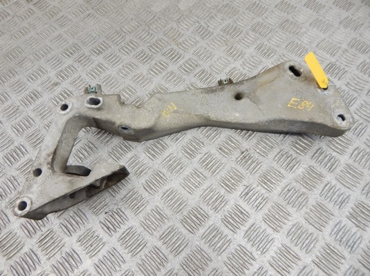 Кронштейн полуоси BMW X1-series (E84) 22 31 6 769 281