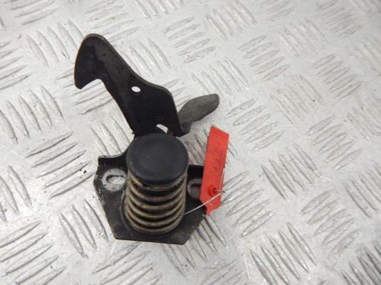 Крюк капота BMW 1-series (E87) 51 23 7 071 124