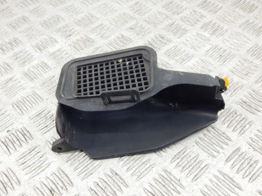 Пластик моторного отсека BMW 7-series (F01/02) 12 90 7 555 146