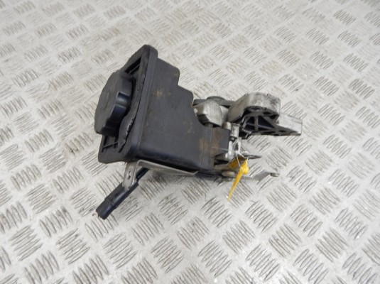 Насос гидроусилителя руля BMW X5-series (E53) 32 41 6 762 279