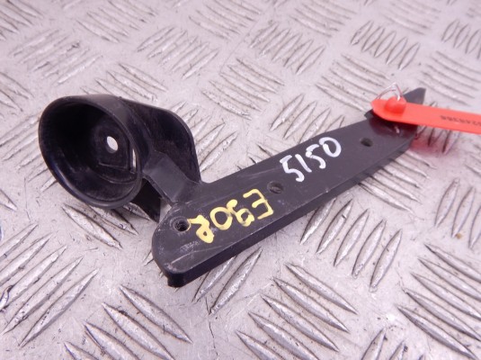 Кронштейн крепления крыла переднего правого BMW 3-series (E90/91/92) 51 11 7 058 448 Кронштейн крепления крыла переднего правого BMW 3-series (E90/91/92) 51 11 7 058 448