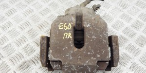 Суппорт передний правый BMW 5-series (E60/61) 34 11 6 763 024