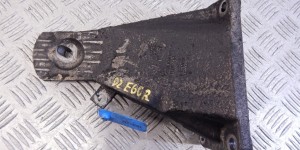Кронштейн двигателя BMW 5-series (E60/61) 22 11 6 761 150
