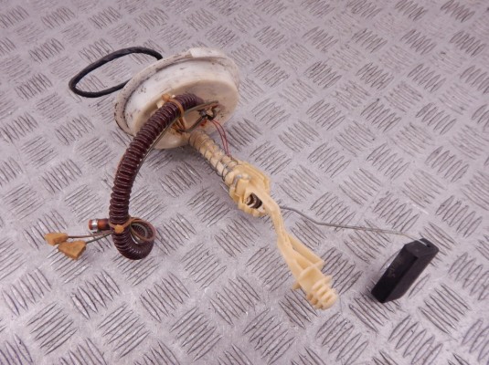 Датчик уровня топлива BMW 5-series (E39) 16 14 6 752 370