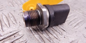 Датчик давления топлива BMW 5-series (E60/61) 13 53 8 577 623