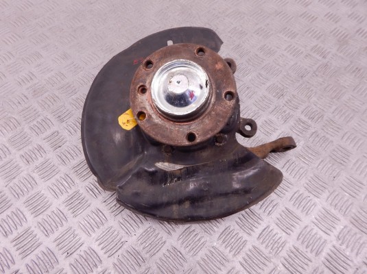 Ступица передняя левая BMW 7-series (E38) 31 21 1 142 085