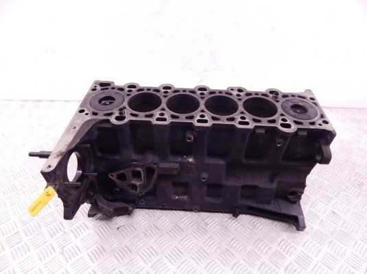Блок цилиндров BMW 5-series (E39) 11 11 7 786 174